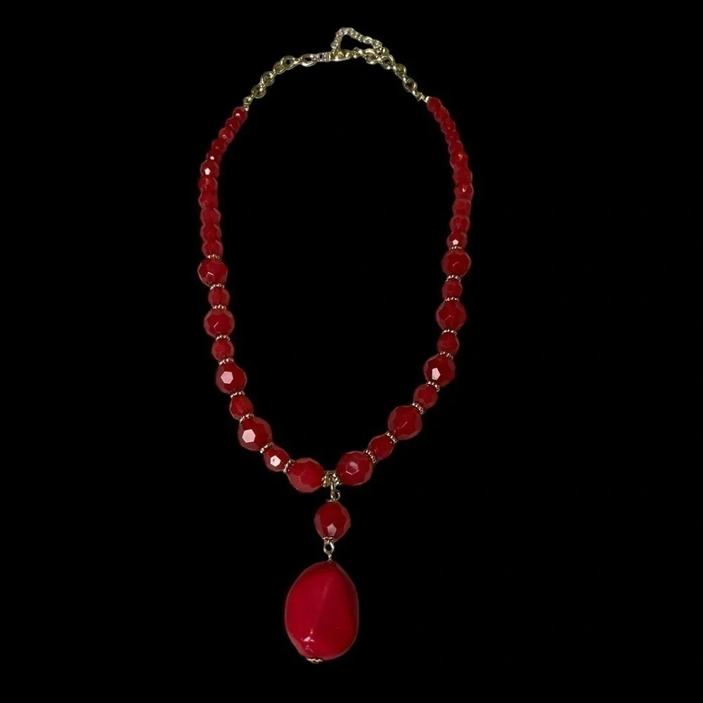 Red Acrylic Beads Faux Stone Pendant Necklace Gold Tone Accents & Chain